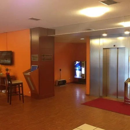 Star Zentrum, By Comfort Otel 3*