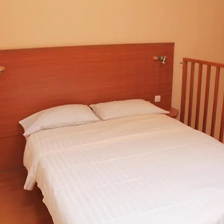 Star Zentrum, By Comfort 3*