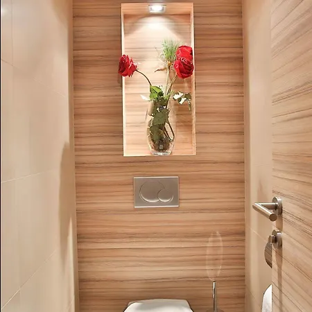 Star Zentrum, By Comfort Hotel 3*