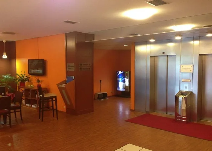 Star Zentrum, By Comfort Готель 3*